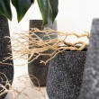 Vaso in fiberstone nero con finitura mater - vendita online su In-Vasi