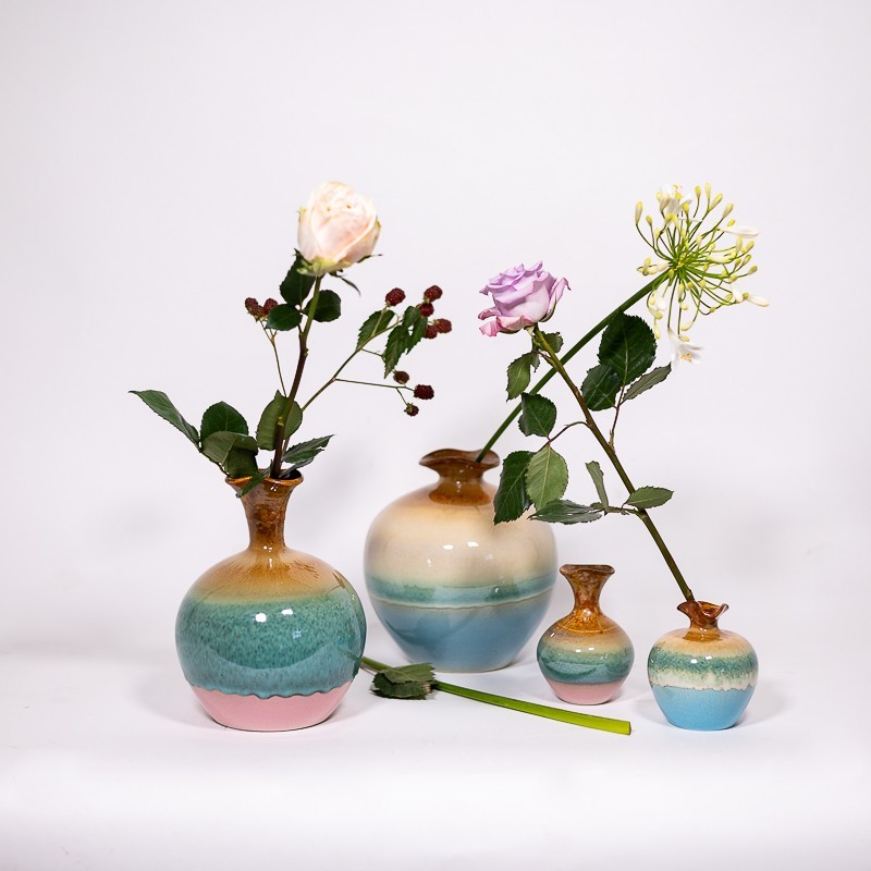 Vaso portafiori in porcellana colorata - vendita online su In-Vasi